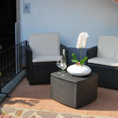 לינה וארוחת בוקר Chiara